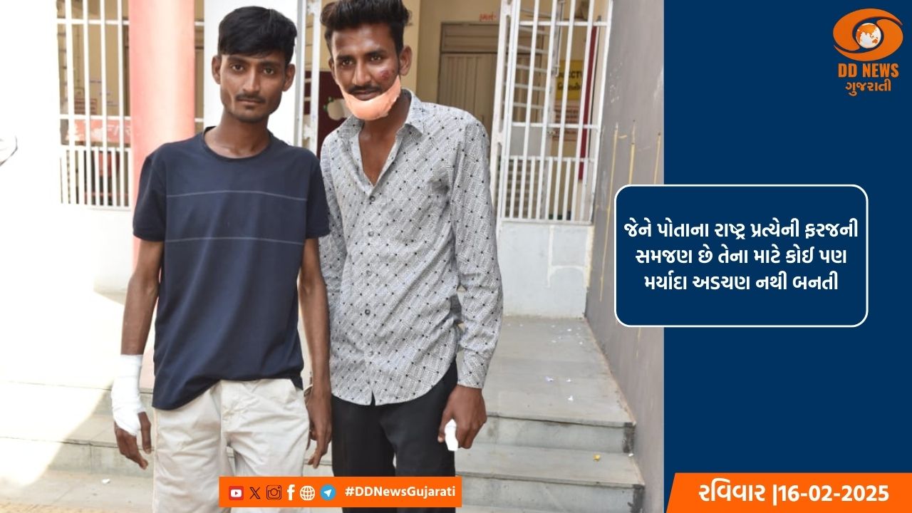 એક્સિડન્ટ થયા પછી ઇજા થવા છતાં મતદાનની પવિત્ર ફરજ પૂર્ણ કર્યાનો સંતોષ વ્યક્ત કરતાં ટિંટોડાના બે યુવાનો