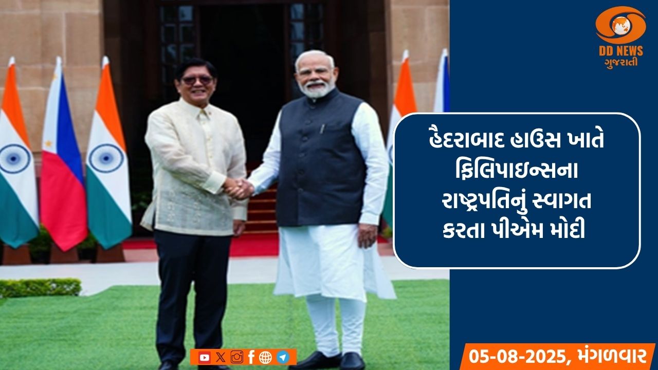 સુપ્રીમ કોર્ટે ફગાવી આધારને સોશિયલ મીડિયા એકાઉન્ટ્સ સાથે જોડવાની માગ