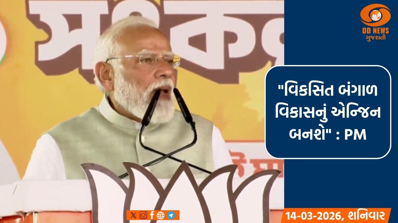 કોરોના સંકટ વચ્ચે માસ્ક બનાવવાની અનોખી પહેલ, મહેસાણાના સાંસદે જાતે જ ચલાવ્યું સિલાઇ મશીન 