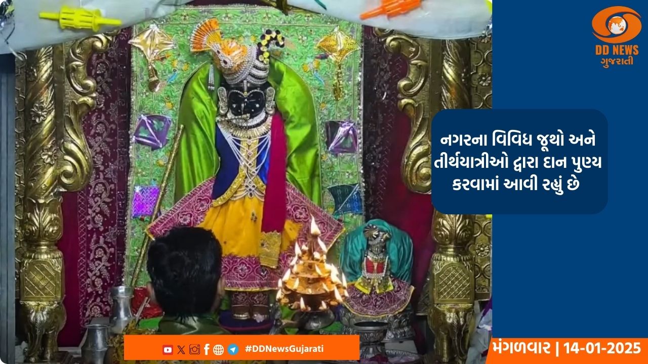 દ્વારકાઃ કેન્દ્રીય ગૃહમંત્રી અમિત શાહે ભગવાન દ્વારકાધીશના દર્શન કર્યા